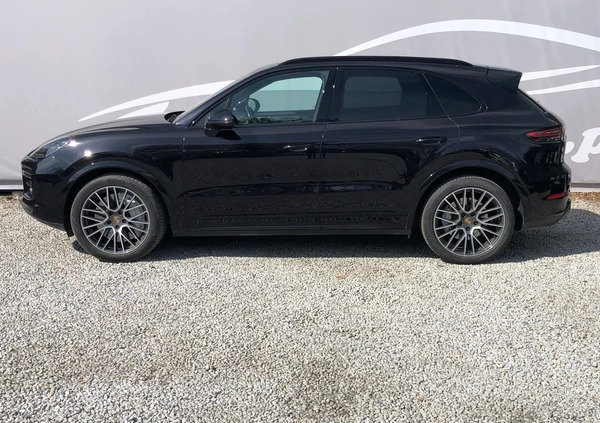 Porsche Cayenne cena 299000 przebieg: 155300, rok produkcji 2018 z Tomaszów Mazowiecki małe 301